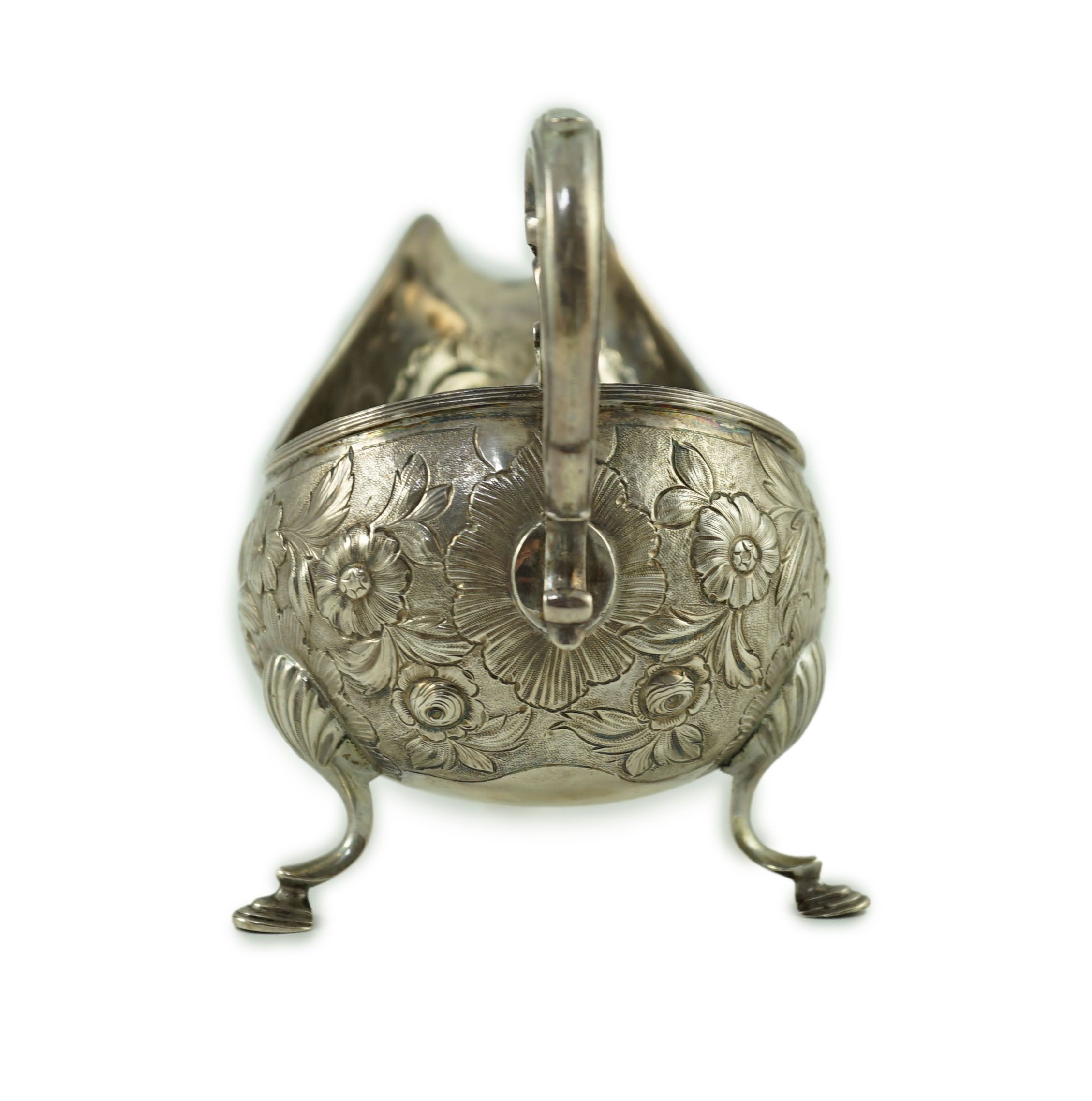 A George III Irish silver sauceboat, by Matthew West